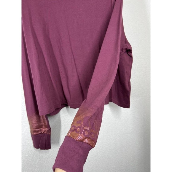 Adidas Holiday Shine Cropped Tee - Picture 3 of 6